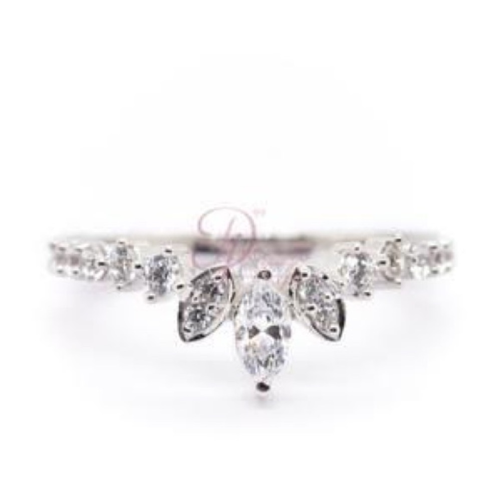 Marquise Round Diamond eternity crown RING SIZE 4